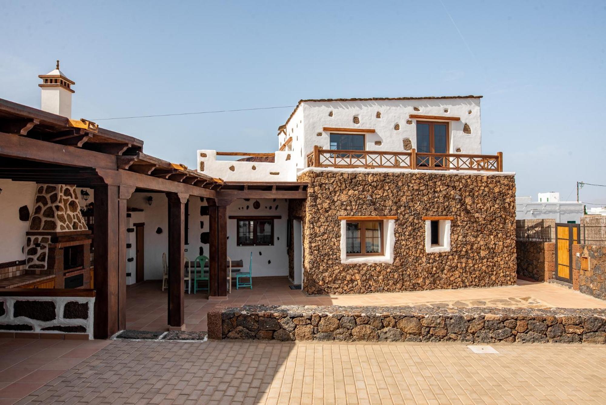 Casa Tilama Tinajo Bagian luar foto