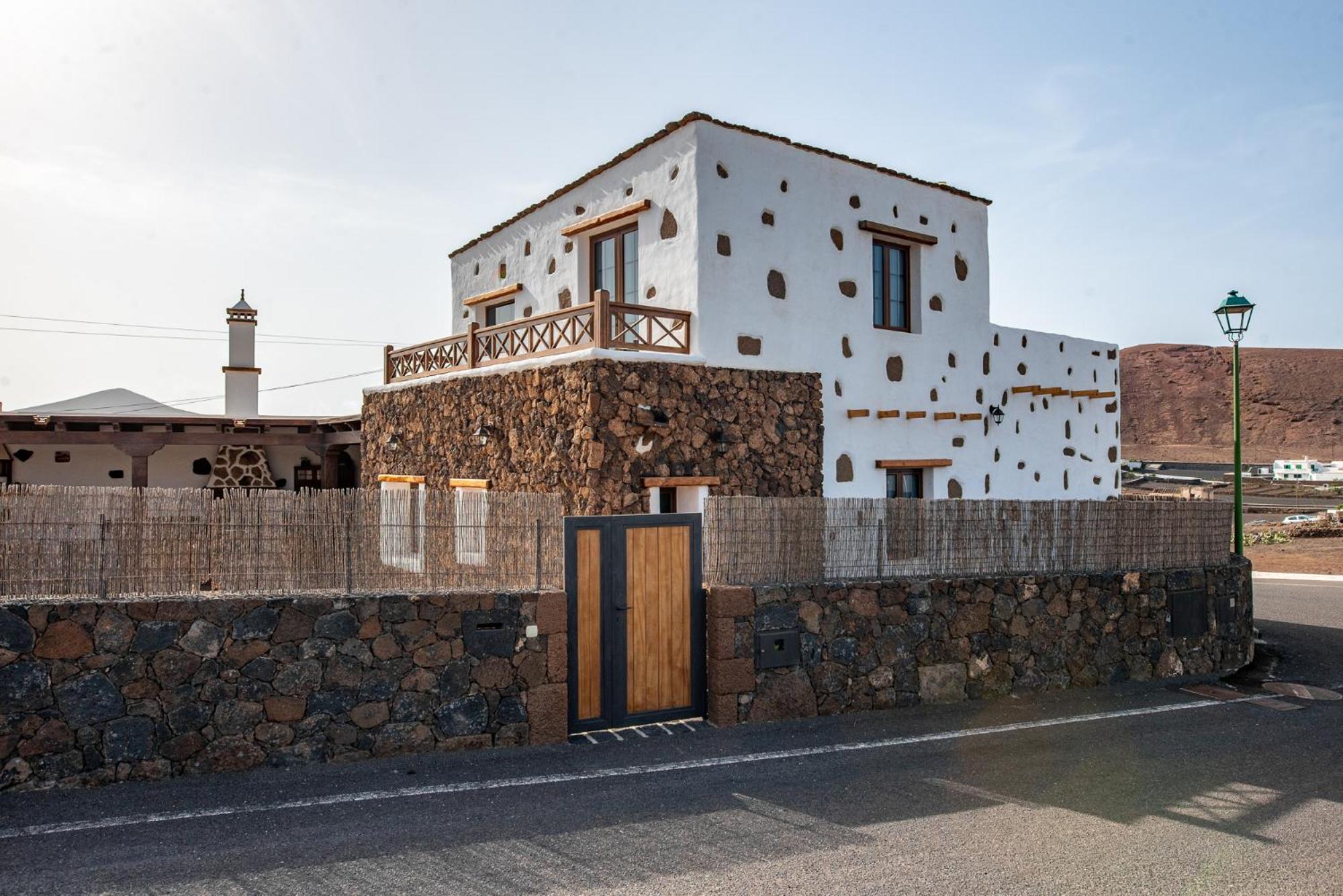 Casa Tilama Tinajo Bagian luar foto